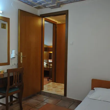 Katerina Hotel Atény