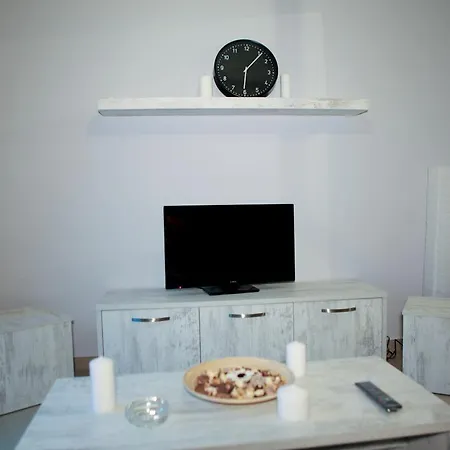 Lak Peristeri Homes *