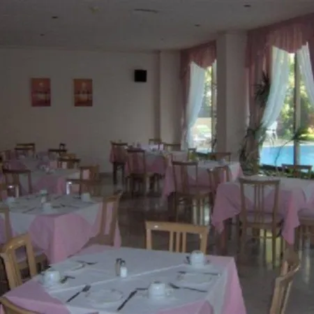 Golden Sun Szálloda 4*