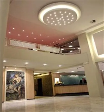 伊利索斯酒店 4* 雅典
