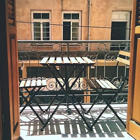 Circus Hostal