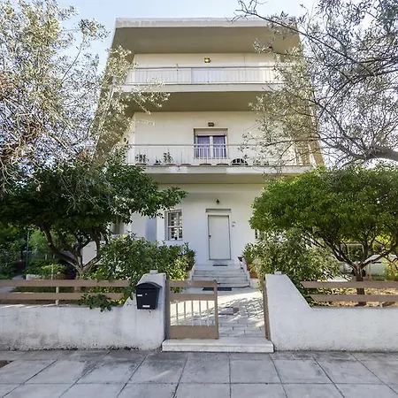 Garden House Palaio Faliro Apartment
