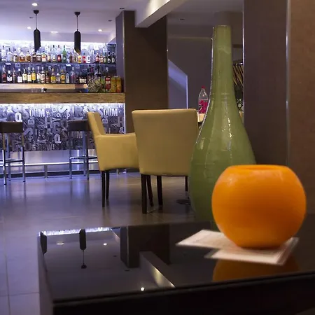 艾森查尔斯旅馆 酒店