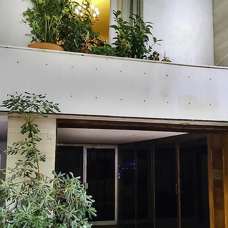 Kolonaki Ravine Apartment Athens