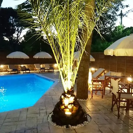 Anastazia Luxury & Atenas
