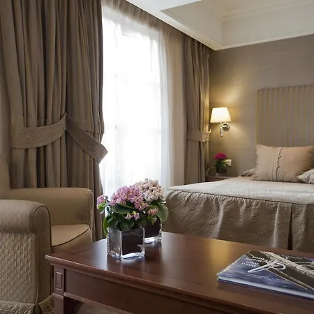 Hotel Hera 4*