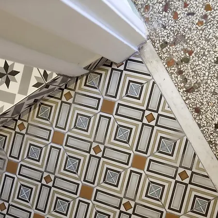 Lovely Two-bedroom With Roof Garden! Ep7 * Athens