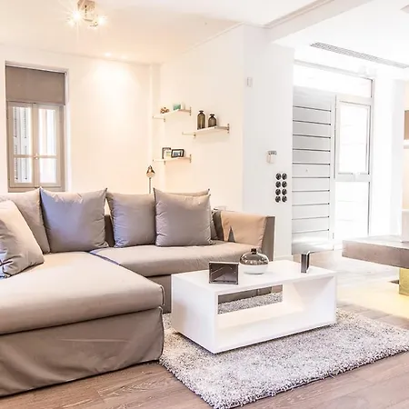 Stylish Maisonette, Kerameikos