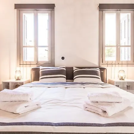 Villa Stylish Maisonette, Kerameikos