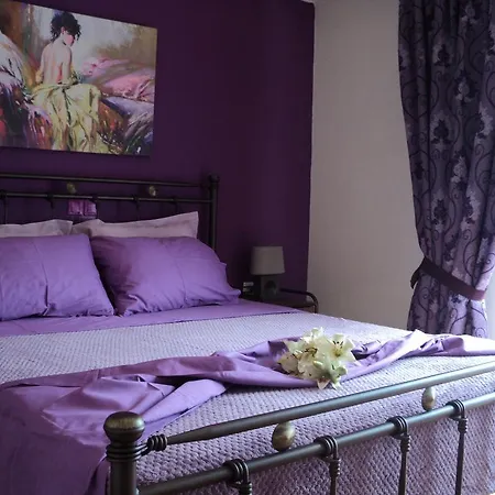 Victoria Apartment