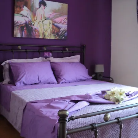 Victoria Apartment