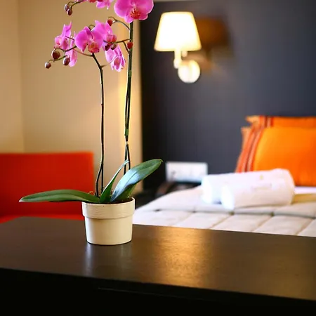 O&b Boutique Hotel
