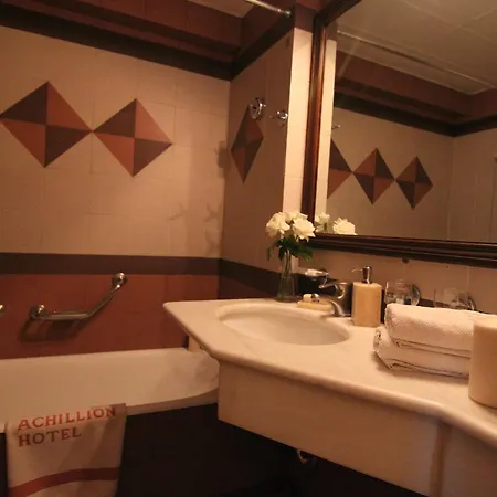 Отель Achillion 3*