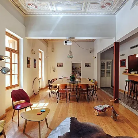 Hostal Circus