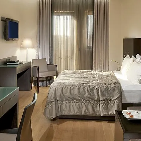 Hotel O&b Boutique 4*