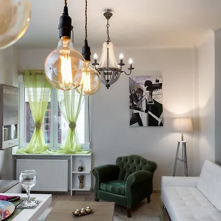Vintage In The Heart Of Plaka Appartamento