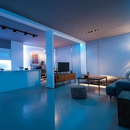City 1 Apartment