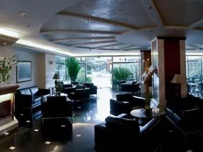 Oasis Hotel