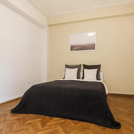 Apartment Syntagma Nikis 16 *