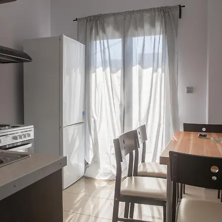 Lägenhet Lak Peristeri Homes