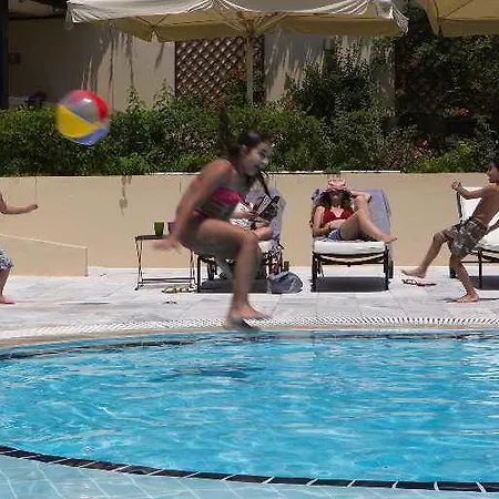 Hotel Dekelia