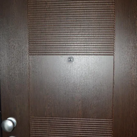 Nest Apartment *