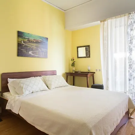 Victoria Apartment *