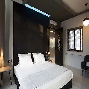 Apartment Pi *