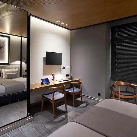 Met34 Hotel