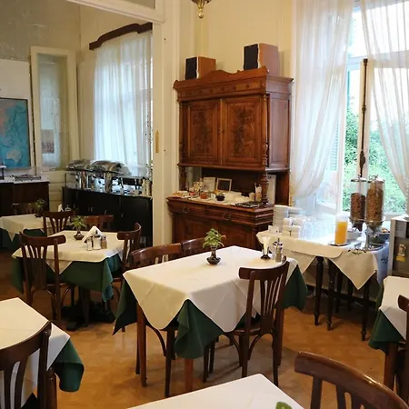 Acropolis House 2* Atena