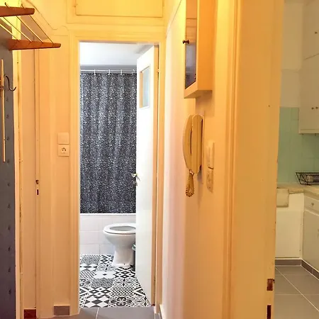 Holodek : Rizari Apartment *