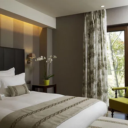 Hotel The Y