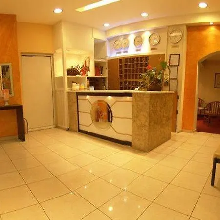 Hotel Nafsika Centre 2*