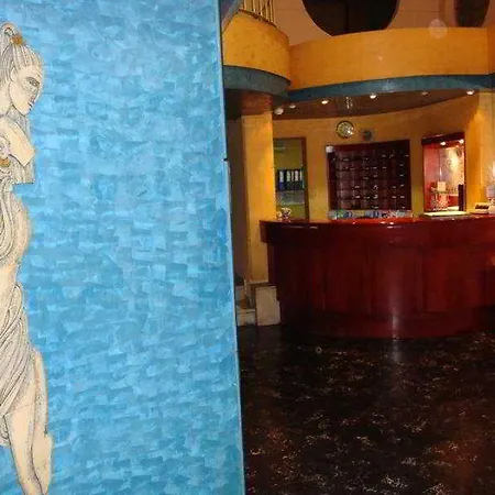 艾森查尔斯旅馆 酒店 2*