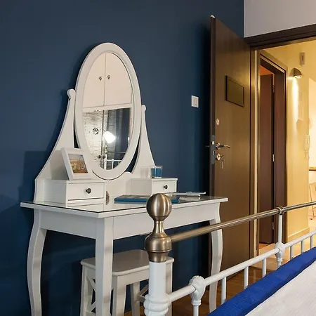 Apartment Elegant And Safe Gold And Blue Walk To Acropolis *