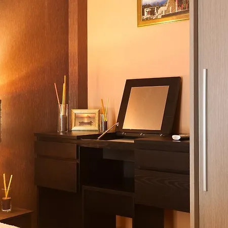 Apartment Elegant And Safe Gold And Blue Walk To Acropolis