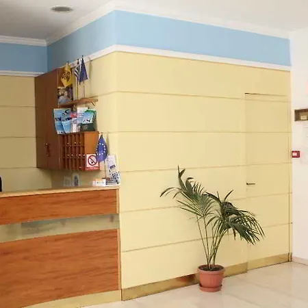 Otel Nefeli 2*