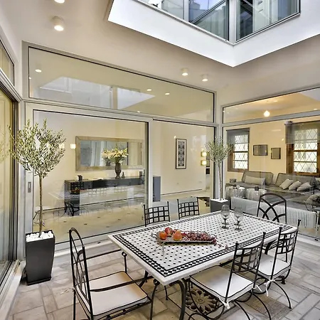 Aldis Mansion By K&k Apartamento