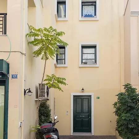 The Traditional Apartment *