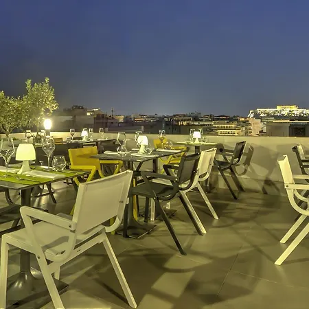 Polis Grand 4*