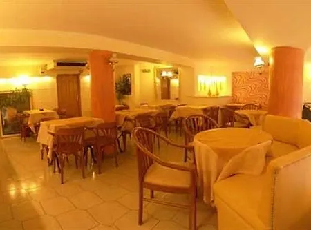 Minoa Hotel Atenas