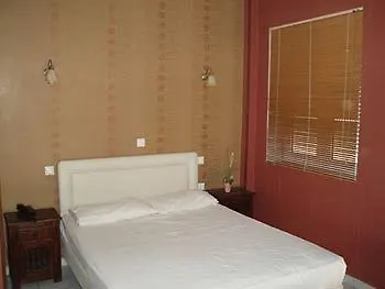 Elizabeth Hotel 2*