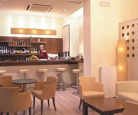 Hotel Diva 2*
