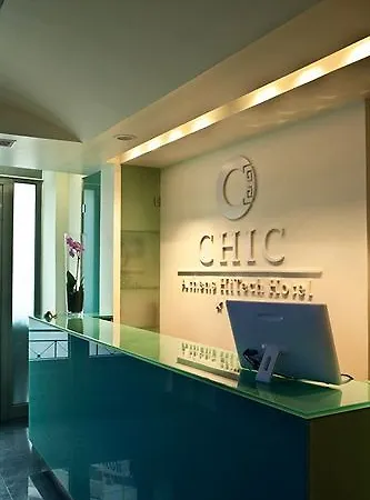 Chic