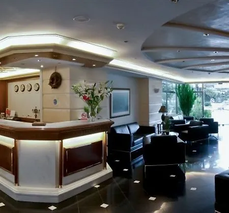 Oasis 4*