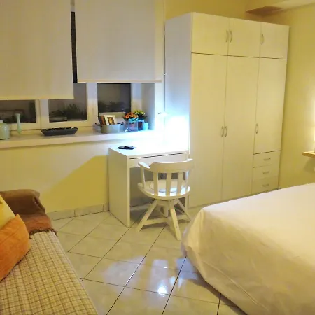 Kolonaki Cozy Apartment *