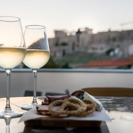 Ξενοδοχείο Ad Luxury & 4*