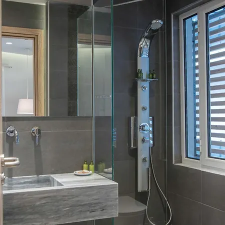 Ad Luxury & Ξενοδοχείο