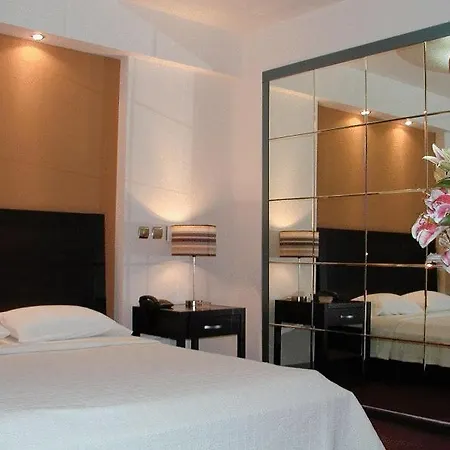 Hotel New Victory 2*