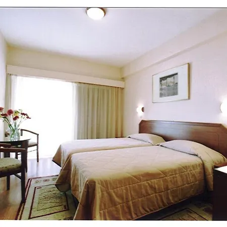 Economy 2* Atenas